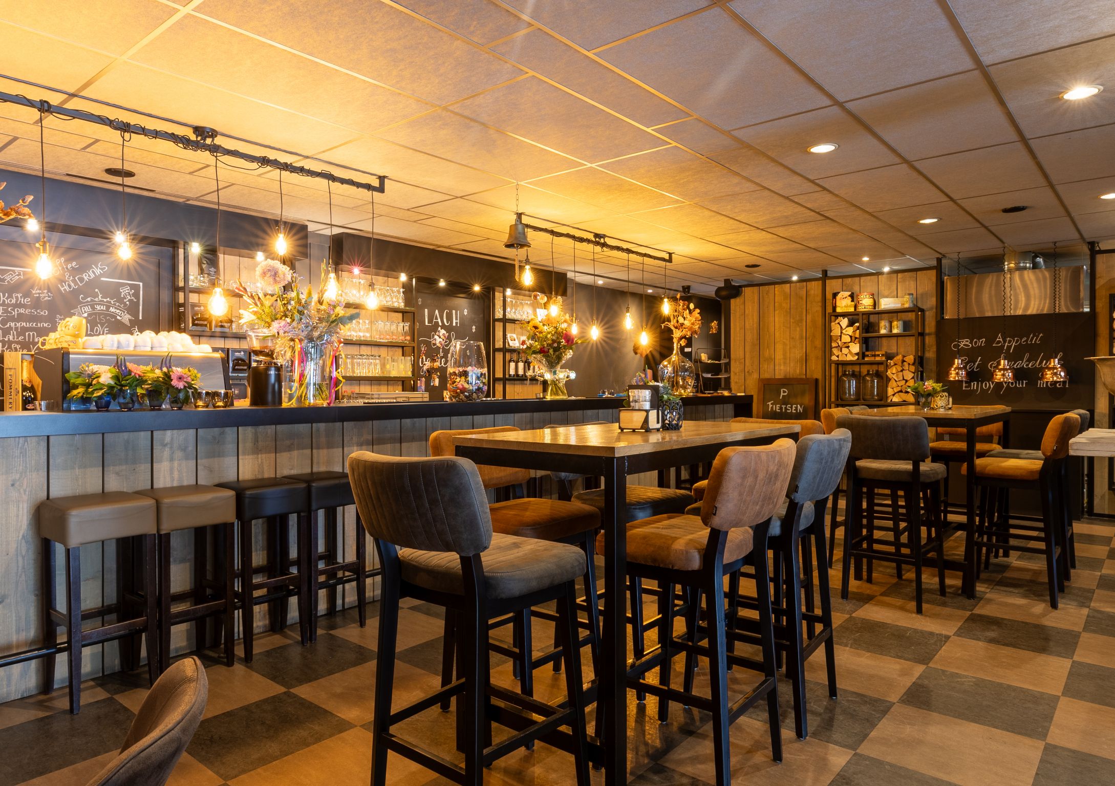 Breed beeld coopmanshuys bar